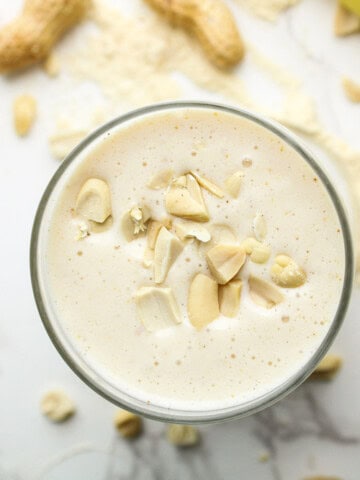 Peanut-paradise-tropical-smoothie-with-peanuts
