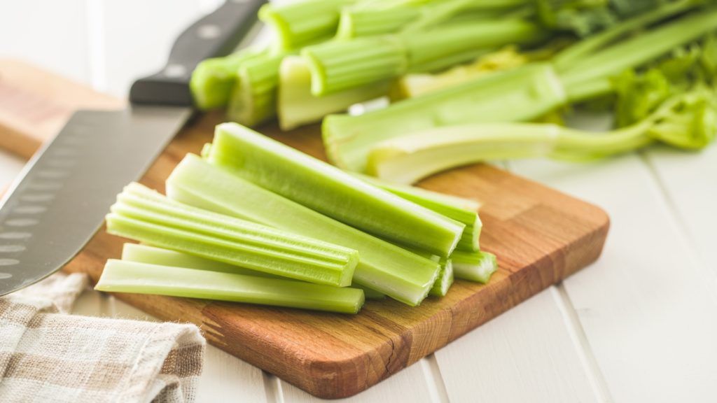 Celery-high-volume-low-calorie-foods